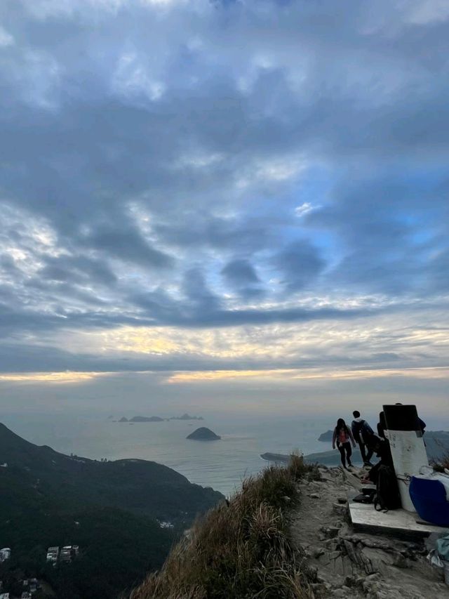 釣魚翁最短輕鬆的行山日出路線：狗狗都可以一齊睇日出