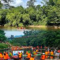Thrills and Tradition: The Excitement of Padawan Raft Safari
