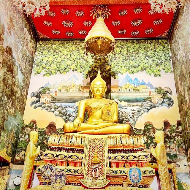 งานประจำปีที่วัดไรขิง