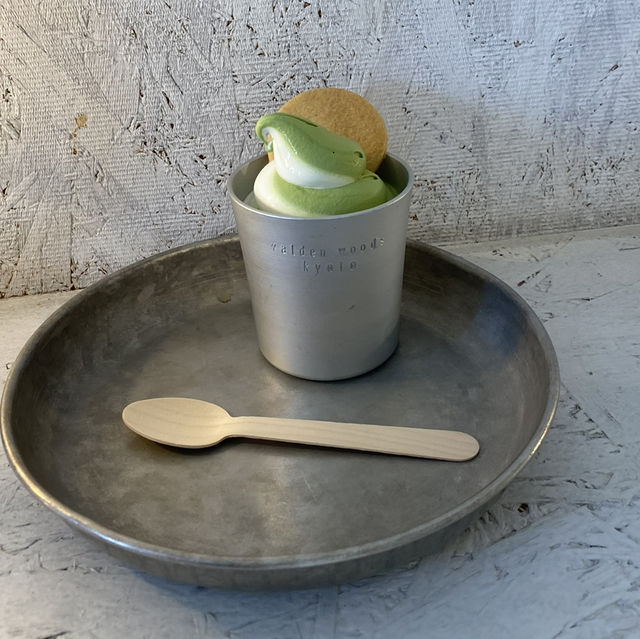 無機質カフェで抹茶ミックスソフト×チョコケーキ