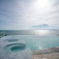 🌊โรงแรมพัทยา สระว่ายน้ำวิวทะเล 180 องศา 