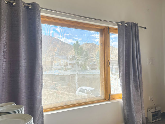 Hotel Hill Top โรงแรม Leh Ladake🇮🇳🌳
