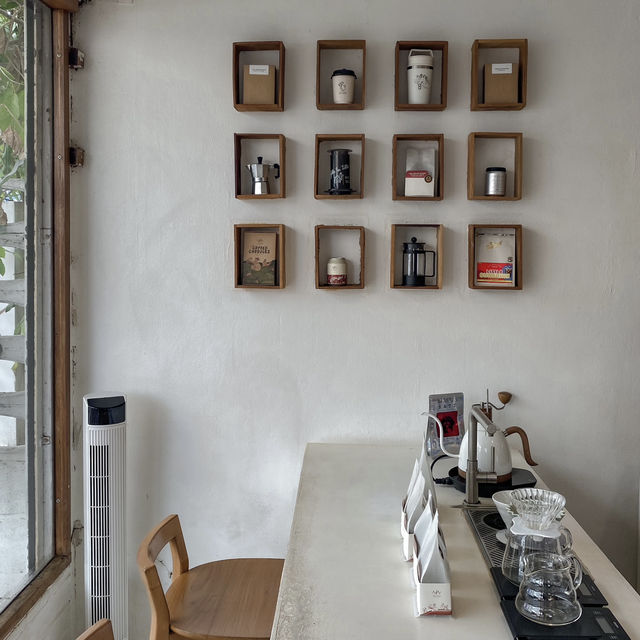 ANNA COFFEE ROASTERS | UBON Cafe’