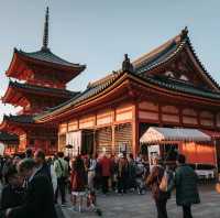 วัดคิโยมิสึเดระ (Kiyomizu-dera Temple)