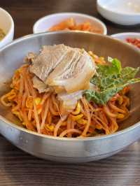 제주도 넘버원 고기국수 맛집, 자매국수