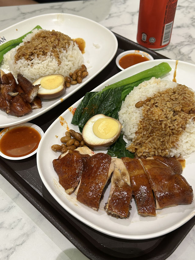 ร้านมิชลินราคาดีที่สิงคโปร์!! Hawker Chan 🍗