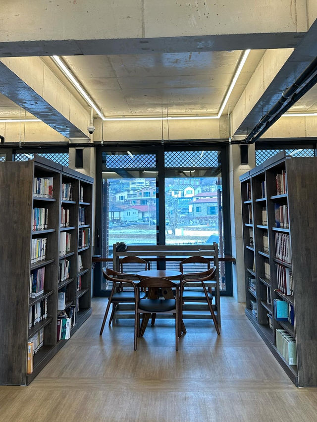 인문학 감각을 채울 한옥카페, 후마니타스 ☕️✨ 인문학 감각을 채울 한옥카페, 후마니타스 ☕️✨