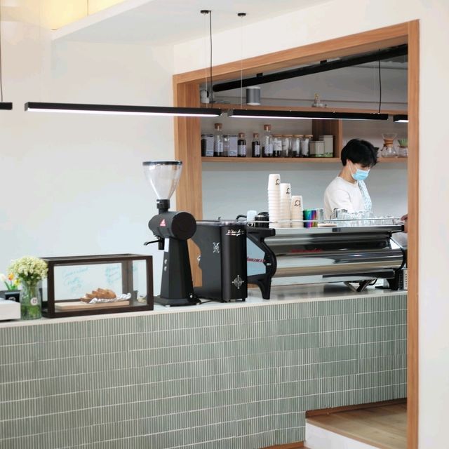 aesthetic cafe