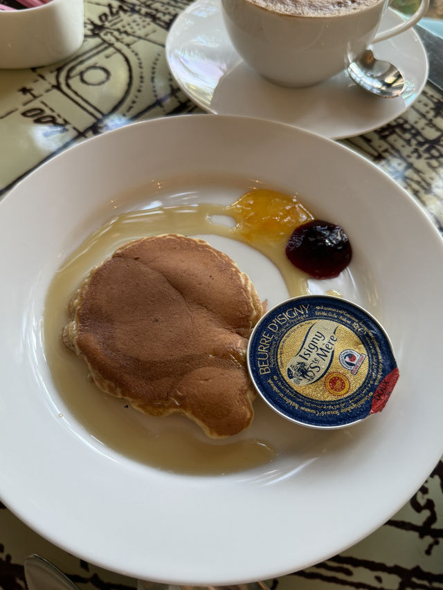 Amazing breakfast selection!🍳