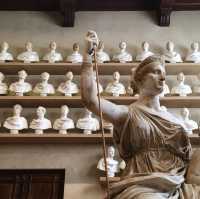 Gallery of the Academy of Florence