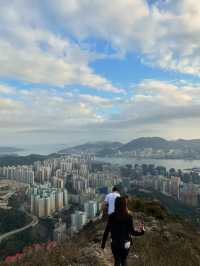香港飛鵝山‐情人節的浪漫登山之旅🏞️💖，與愛人共享每一刻的美好