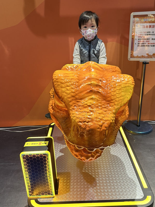 科教館 泰坦恐龍展