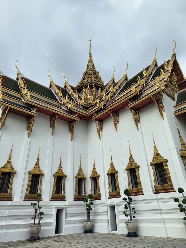 Exploring the Grand Palace: A Must-Visit in Bangkok 🏰