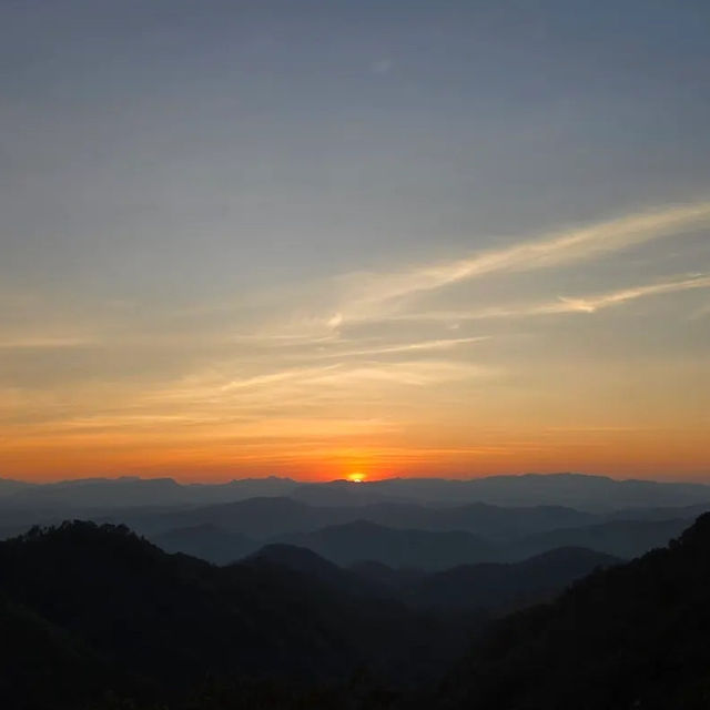 สถานที่เที่ยวยอดฮิตที่เชียงใหม่ ⛰️