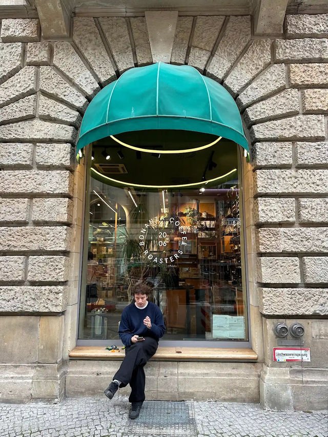 My most favourite coffee shop in the ENTIRE Europe (in Berlin)