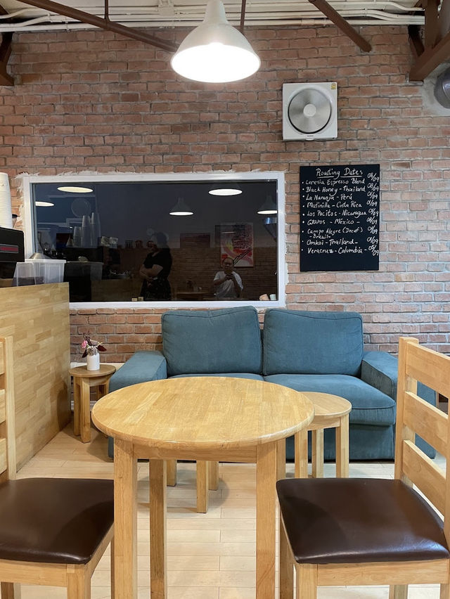 Ceresia Coffee Roastersร้านกาแฟขวัญใจชาวพร้อมพงษ์
