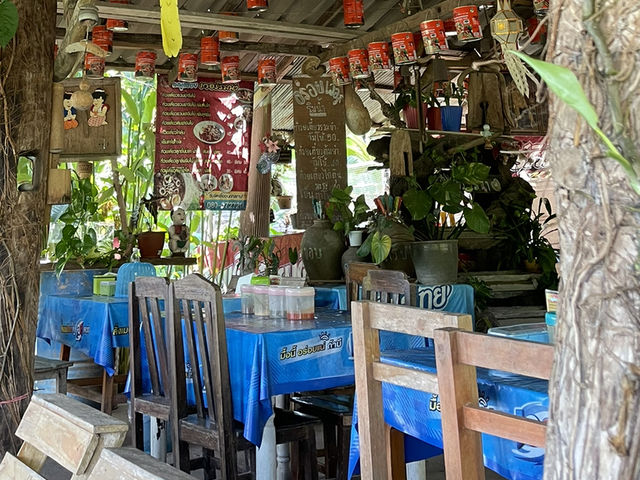 อร่อยเวอร์ริมน้ำ | ท่าวังผา น่าน