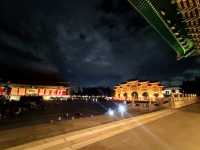 Chiang Kai-Shek Memorial Hall ในยามค่ำคืน