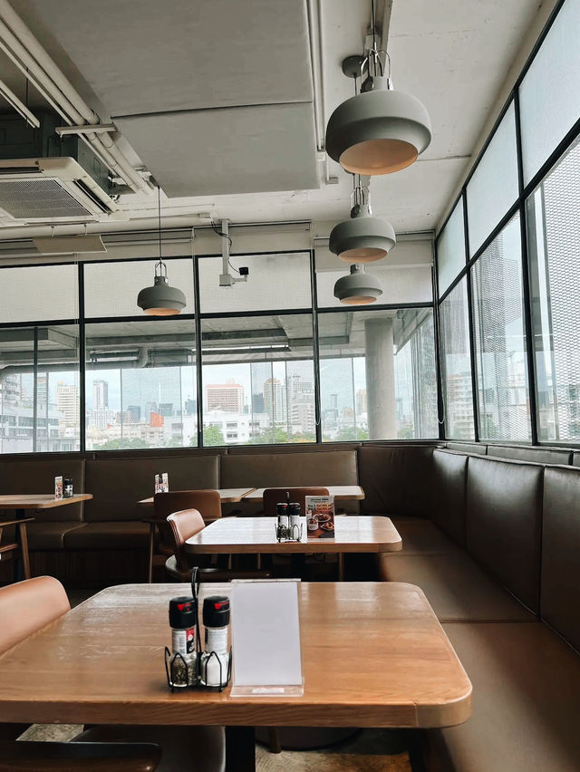 ROAST coffee & eatery
