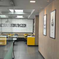 แวะเติมพลังที่ McDonald's จุดพักรถมอเตอร์เวย์
