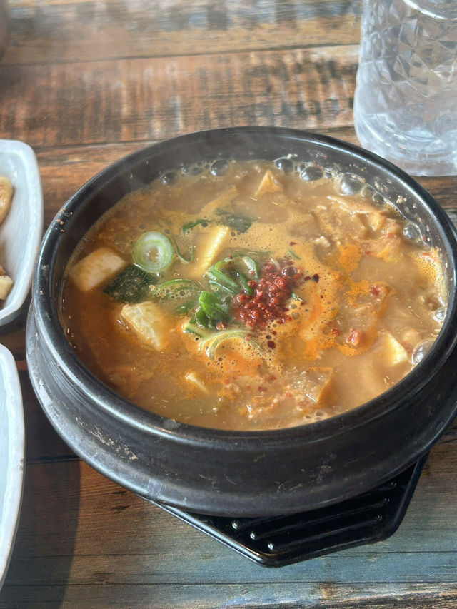 자연 풍경과 푸짐한 한상이 만나는 곳, 청주 풍경한상🥄