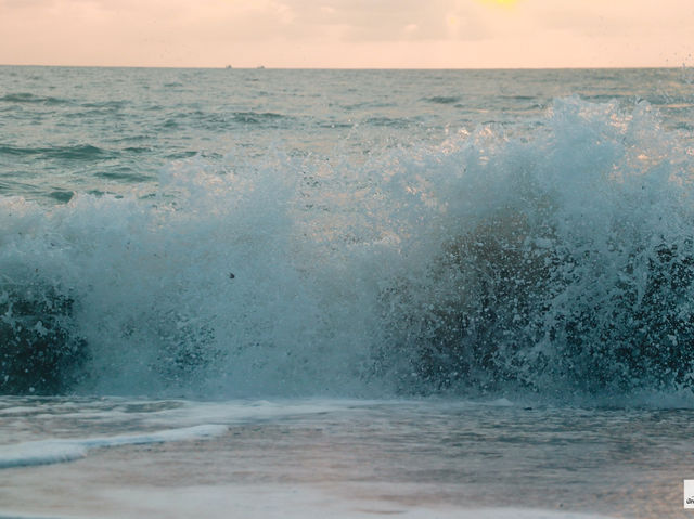 หาดขนอม