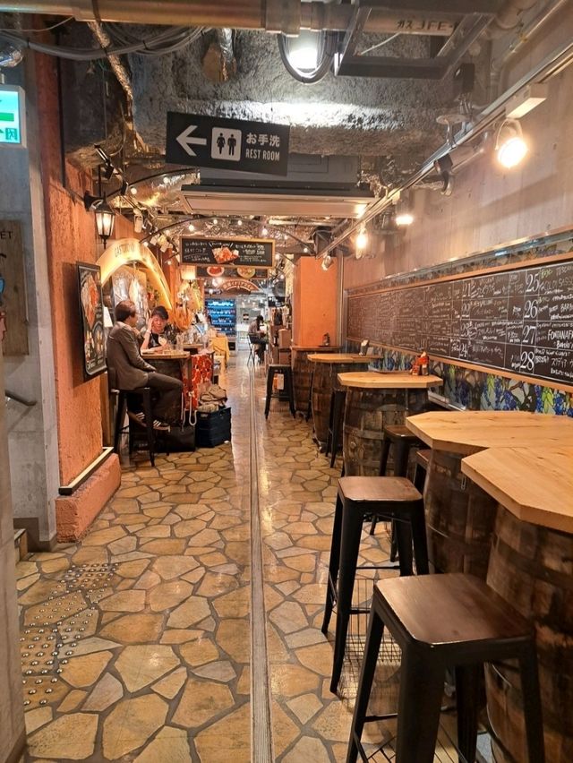 【神戸・三宮】時間潰しやサクッと飲みに最高！
