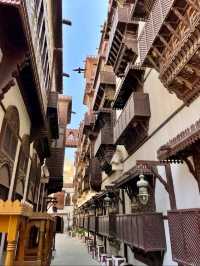 Exploring Al Taybat Museum – Jeddah’s Cultural Treasure 🏛️🌟📚