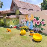 คาเฟ่ Birdcage byasita