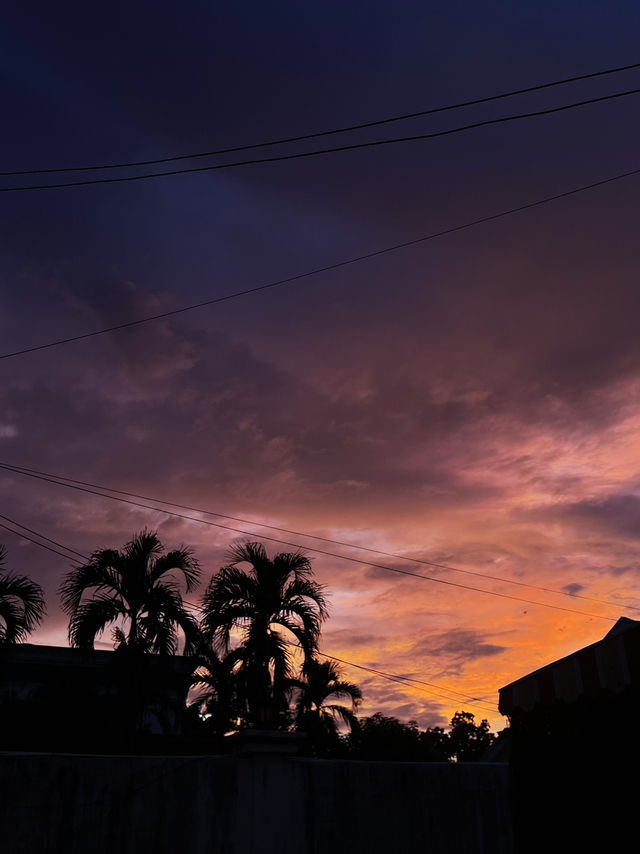 sunset is beautiful its iy
