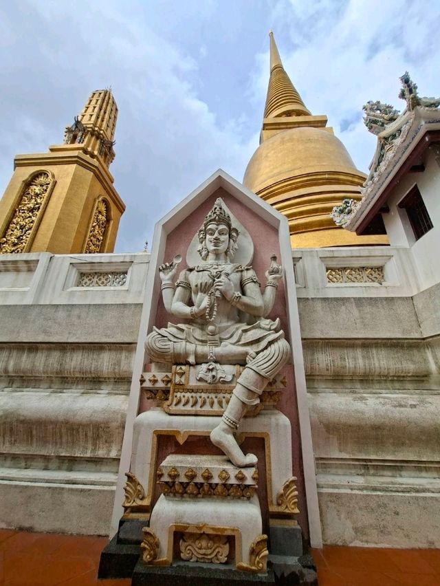 วัดผังแปลก วัดบวรนิเวศวิหาร✨️