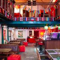 ร้านอาหารสุดคราสสิค ฟีลเรโทรย้อนยุค Grill 'n Brew