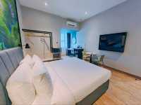 "Smart Stays, Smooth Transfers – Your Budget Gateway Near KLIA"