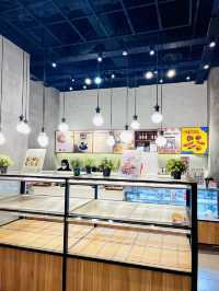 “Hogan Bakery: Freshly Baked Delights”