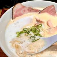 大阪🇯🇵 我告訴你知道什麼是「泡」系拉麵🍜