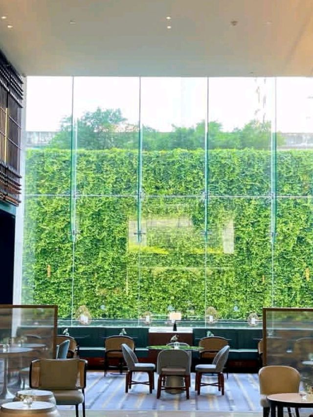 🌟 Millennium Hilton Bangkok – Riverside Luxury with Iconic Views!