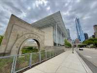 The Art Institute of Chicago