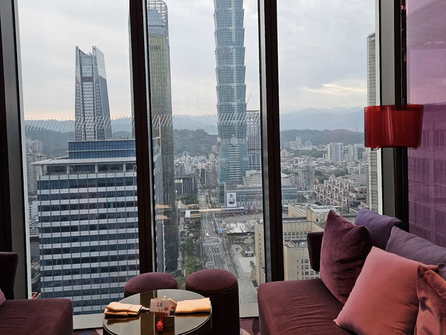 台北W飯店 (W Taipei)