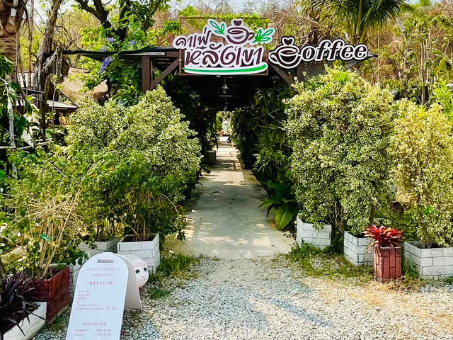 🌟คาเฟ่นั่งชิลถ่ายรูปสวย เบเกอรี่โฮมเมดอร่อย