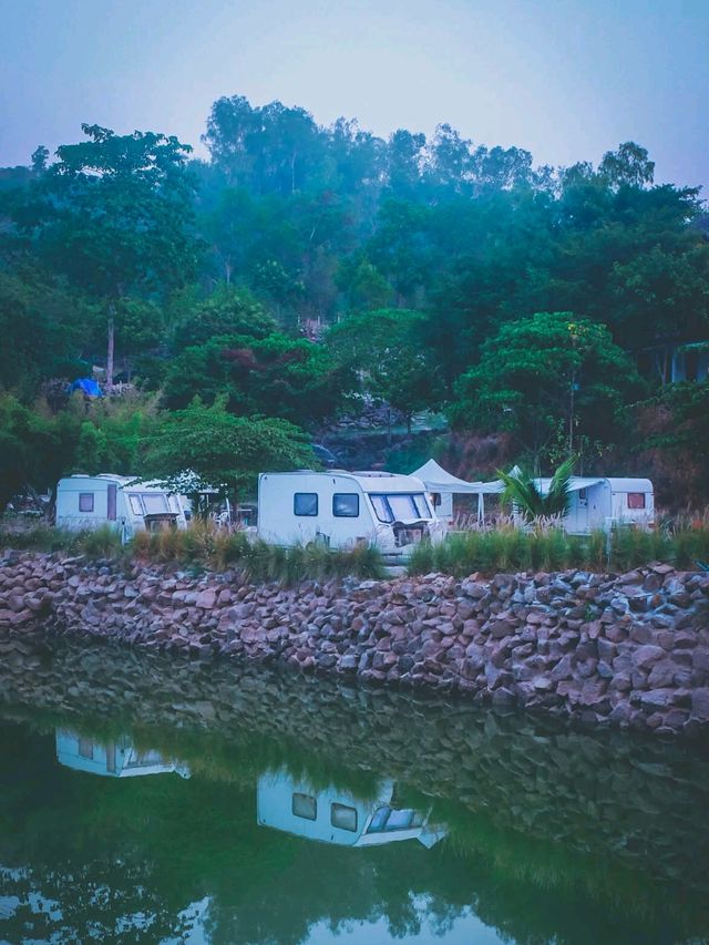ขอหนีเมืองมานอน รถบ้านสุดชิคที่สวนละไม 