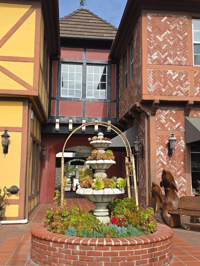 Solvang, California: เมืองเดนมาร์กในอเมริกา