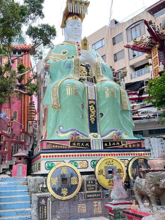 The Tin Hau and Kwun Yum Statues