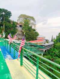 Find Your Perfect View: A Serene & Scenic Getaway at Penang Hill"
