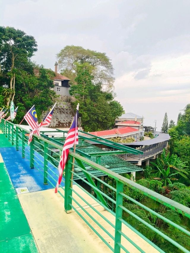 Find Your Perfect View: A Serene & Scenic Getaway at Penang Hill"
