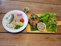 Farm Mu Cafe บางนา