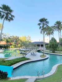  Thistle Johor Bahru Hotel – Comfort with a View! 🌆