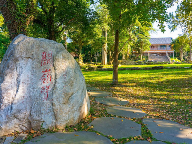 嶺頂公園｜台南最療癒的觀景祕境，在山林裡看見整片平原