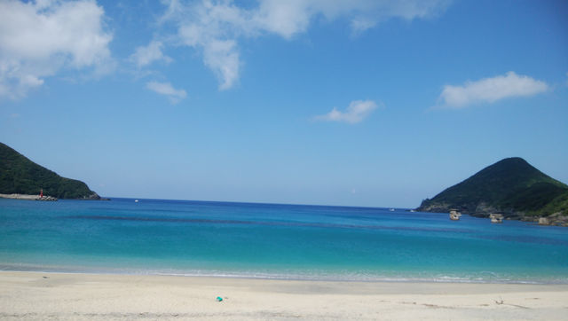 屋久島の青い海！永田いなか浜