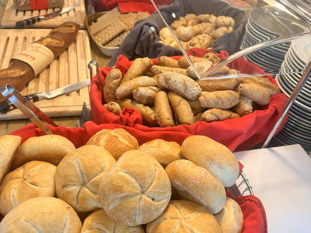 維也納中央車站宜必思酒店～方便舒適，值得推薦