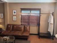 Brown Room: Naptel Changmoi 